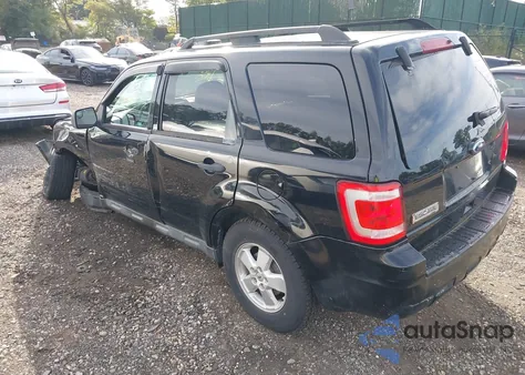 2010 Ford Escape Touring z USA, uszkodzony, nr VIN 1FMCU9D74AKB88875